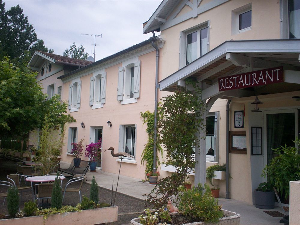Logis Hotel Le Clos Pite Préchacq Buitenkant foto